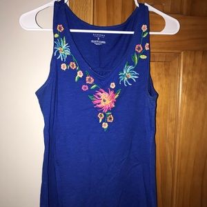 Sonoma embroidered tank